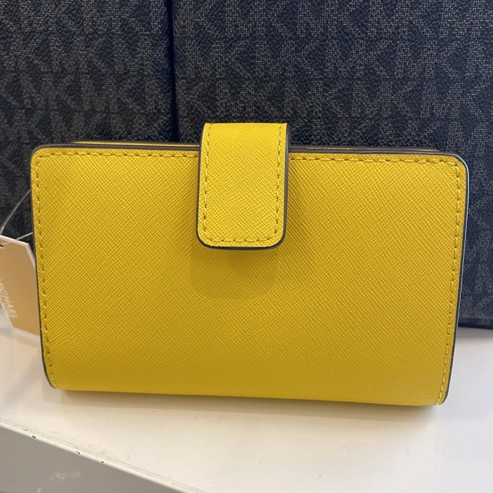 Michael Kors Medium Crossgrain Leather Wallet COLOR GOLDEN YELLOW NWT